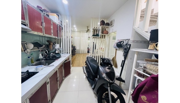 NHÀ 1/ CHIẾN LƯỢC, 40M2, 2 TẦNG 2PN, HẺM 5M, GẦN CHỢ BÌNH TRỊ ĐÔNG GIÁ 3.X TỶ